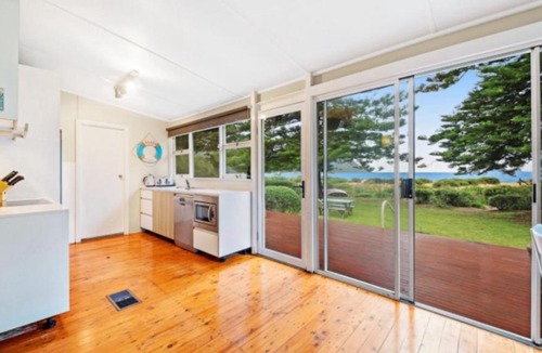 Patonga House | Beach Shack - Waterfront Patonga