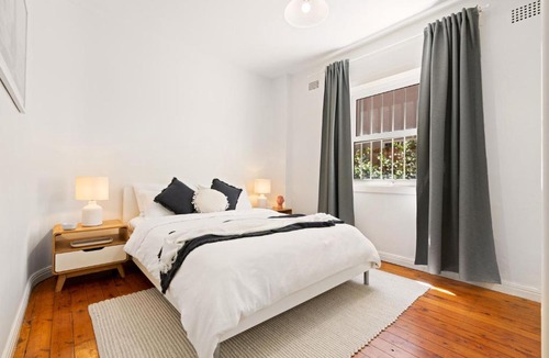North Bondi Apartment | Beach-side North Bondi