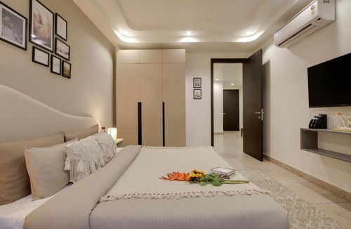 DLF Phase 3 Apartment | Bedchambers Premium Aparthotel DLF Phase 3 Sector 24