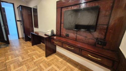 Bullawala Hotel | BelAir Luxury Stay