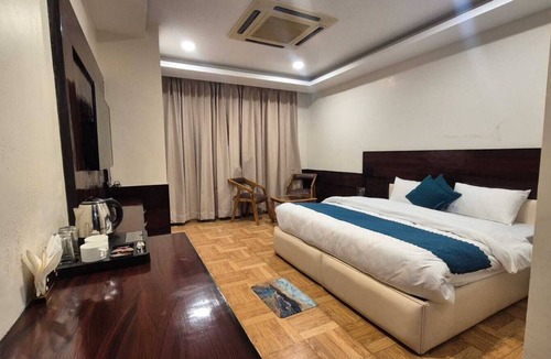 Bullawala Hotel | BelAir Luxury Stay