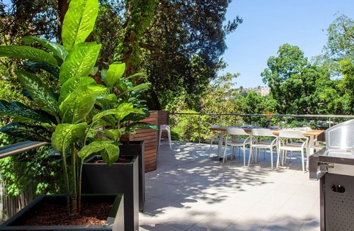 Bellevue Hill Apartment | Belle Bolthole, Bellevue Hill IH