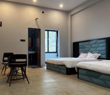 Menar Hotel | Bhagwati Hotel And Rooms