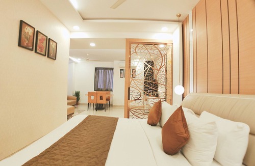 Bhopal Hotel | Bhopal Insignia