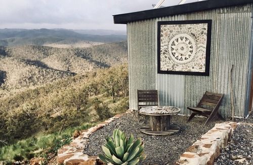 Curraweela RV Rental | Bila - glamping overlooking the Great Dividing Range