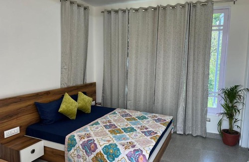 Gunehr Hostel | Bir Backpackers