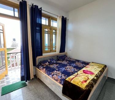 Gunehr House | Bir Breeze Homestays