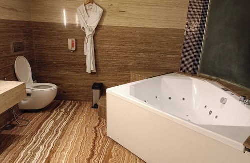 Rajkot Hotel | Bizz The Hotel