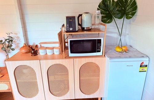 Wentworthville Cabin | Blissful Wooden Haven Pet Friendly Near Parramatta