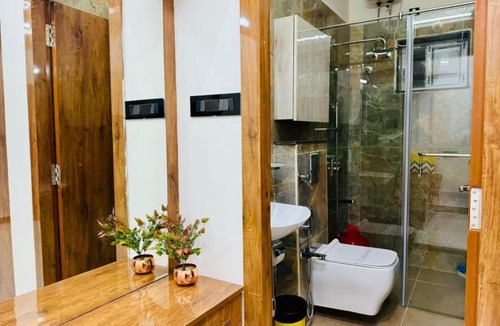 Gachibowli Apartment | Bluo Penthouse & Terrace Garden - Gachibowli