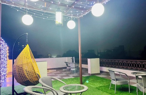 Gurugram Apartment | BluO Studio 2 GolfCourseRoadGymBalcony