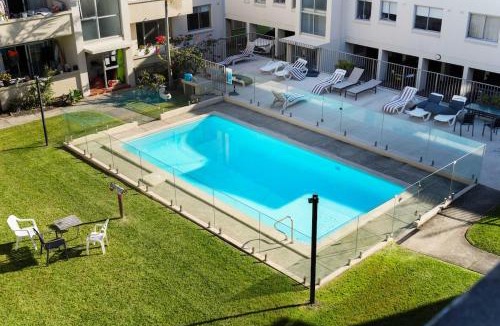 North Bondi Apartment | Bondi 2BR Pool Free Parking 10 Min to Beach