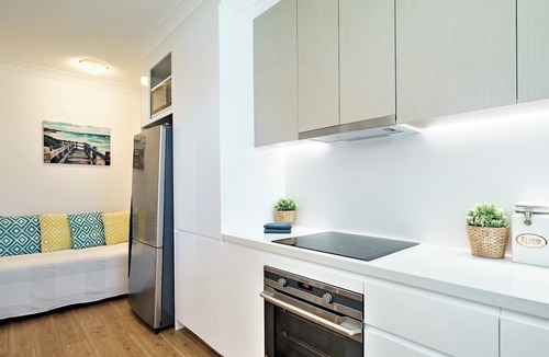 North Bondi Apartment | Bondi Beach Family Stay+POOL+ Car Park