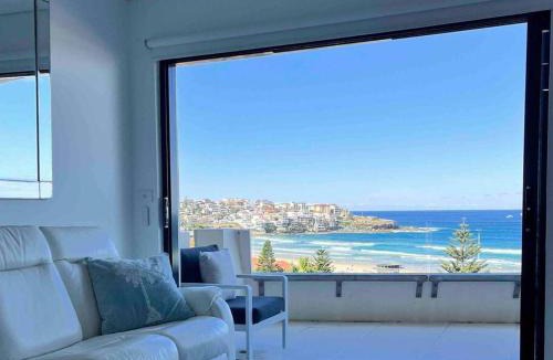 Bondi Beach Apartment | Bondi Beach Waves Beachfront Apartment