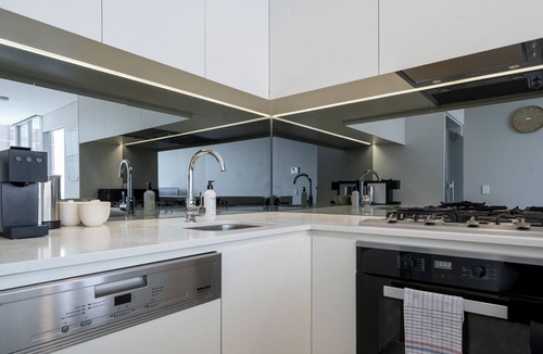 Bondi Junction Apartment | Bondi Junction Living with Views & Double Parking