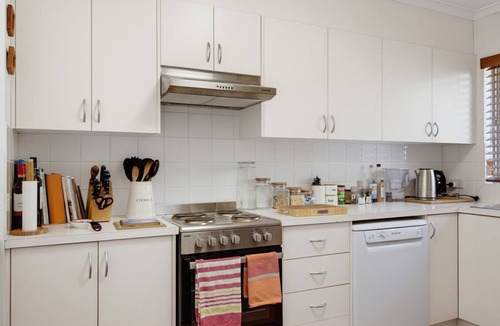 Surf Beach Apartment | Bos'n's on Wimbie Beach
