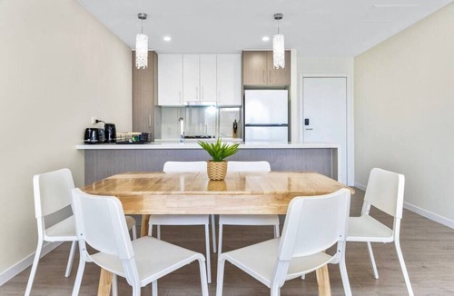 Botany Apartment | Botany 2Br Apt near Airport/Bay/City with 2Parking