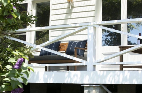 Mittagong House | Bourne Cottage – book 3, pay 2 in May