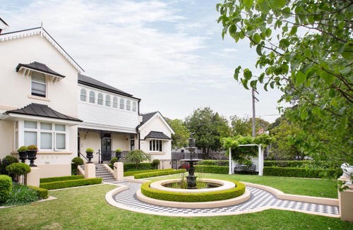 Lewisham Apartment | Boutique Studio Apartment in Heritage Home