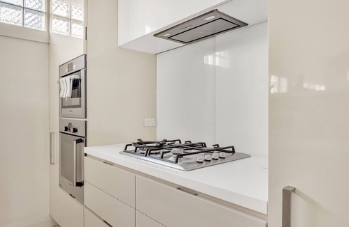 Bowral House | Bradman View | Bowral Garden and Fireplace Retreat
