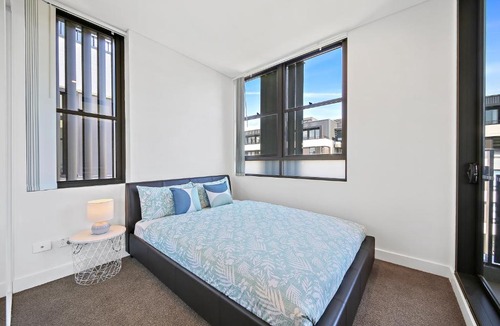 Leichhardt Apartment | Brand new modern apartment in Leichhardt close to CBD