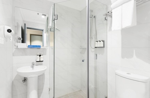 Glebe Hotel | BreakFree on Broadway Sydney