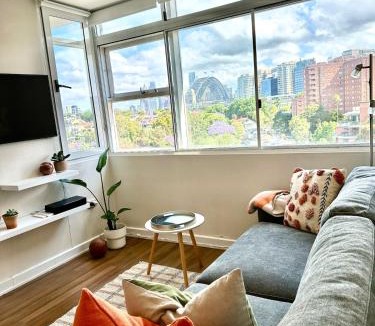 North Sydney Apartment | Bridge View Nest