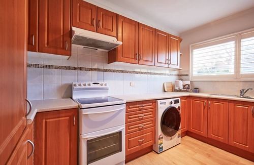 Frenchs Forest Apartment | Bright And Spacious Family Home With Leafy Deck