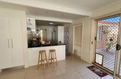Winston Hills House | Bright Double Room O Winston Hills