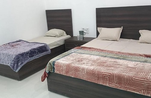 Vrindavan Hotel | Brij Dham Ashram