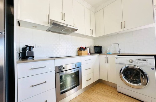 Bronte Apartment | Bronte Beach 2Bedroom Sydney's Best Suburb