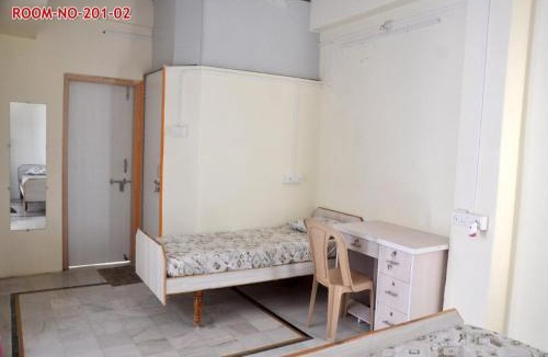 Botad Hotel | Budget Stay Hotel