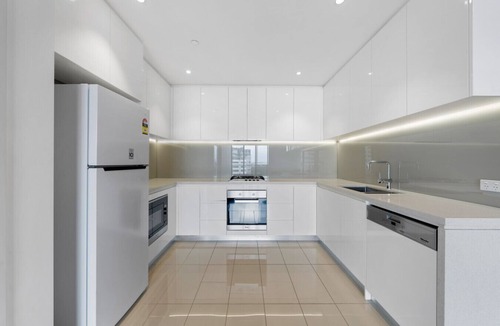 Burwood Apartment | Burwood 1BR 093 APT close Olympic park&CBD