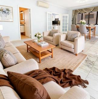 Burwood House | Burwood central home