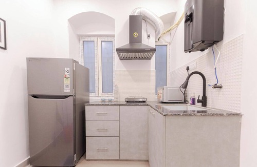 Shyambazar Apartment | Calcutta Haven by Jadecaps Shyambazar 2BK