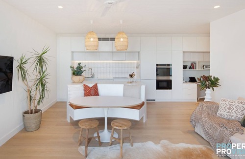 Balgowlah Heights Apartment | California Styled 2 bedroom flat near Manly