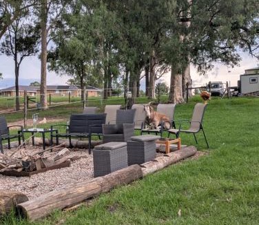 Theresa Park House | Camden Country Respite - Self Contained Farmstay Apartment