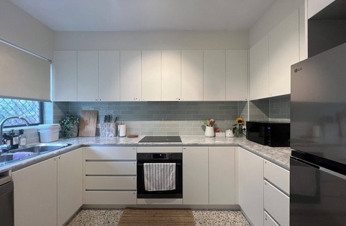 Cammeray House | Cammeray 2BR Townhouse | Elegant Convenient Urban Retreat with Private Courtyard