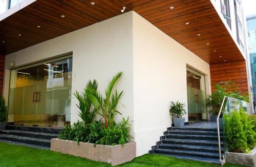 Hyderabad Hotel | Casa Hotel & Suites, Gachibowli, Hyderabad