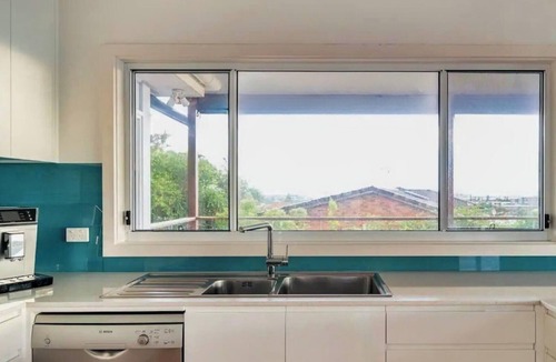 Caves Beach House | Caves Cottage - gorgeous 180 degree ocean views