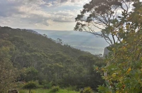 Blackheath Cottage | Cecil's Chair - Blackheath Cottage with a View