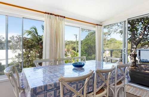 Bendalong House | Cedar Cottage, family cottage at Washerwomans Beach and Sting Ray Bay