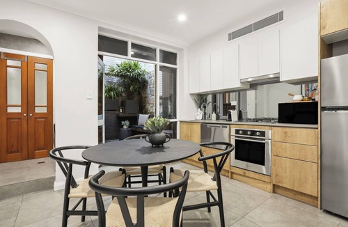 Surry Hills House | Central 2BR Terrace Home in Trendy Surry Hills