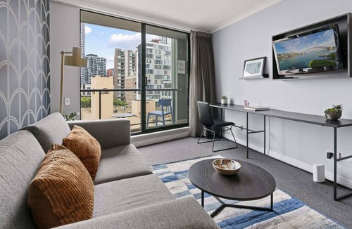 Haymarket Apartment | Central City Abode Su