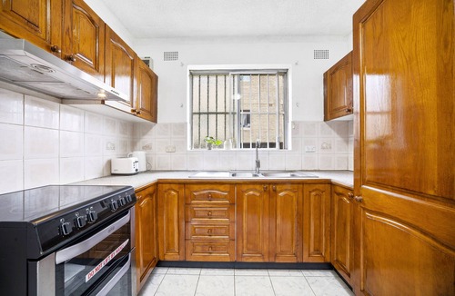 Auburn Apartment | Centrally located Stylish 2 bedroom home