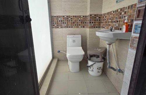 New Delhi Hotel | Chahal Guest House Nangloi