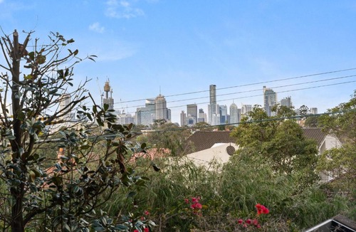 Annandale Apartment | Charming 1 Bedroom Apt in Annandale, City Views Heritage Charm