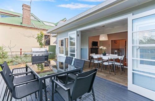 Woy Woy House | Charming Cottage by the Water Pet Friendly WoyWoy