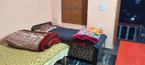 Narainkoti House | Chaukhamba hill homestay