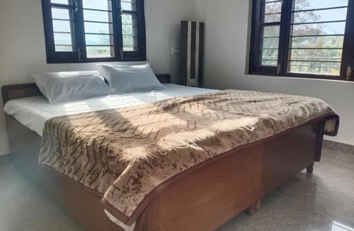 Nadaun House | Cherry Heaven Homestay & Girls PG